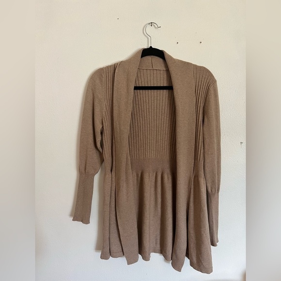 Sweaters - long sleeve loose cardigan